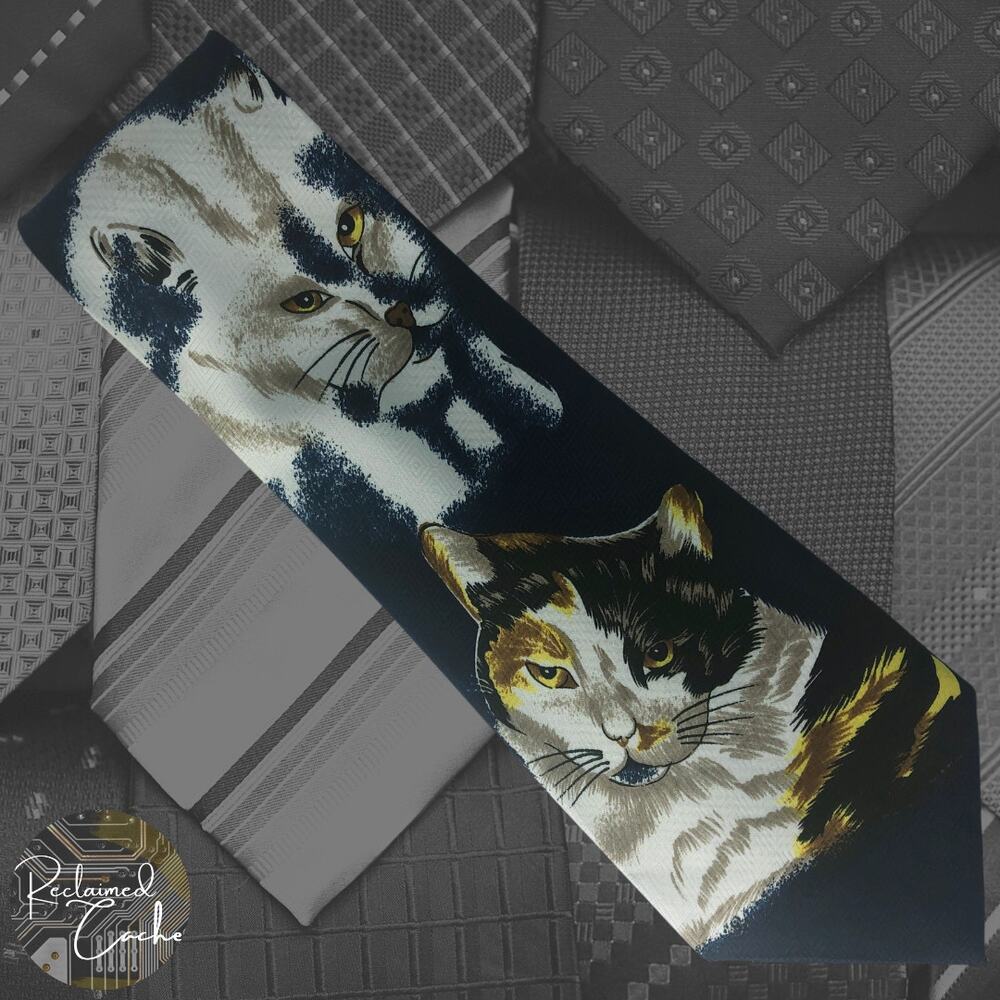 Cat Lovers Tie